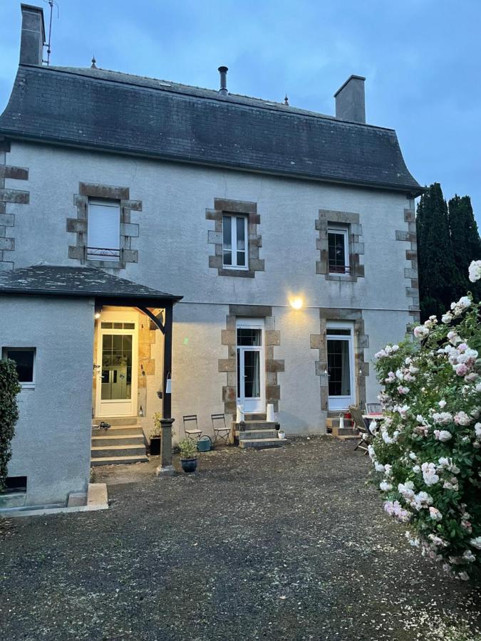 Les Hirondelles De La Villa Des Roses Pontmain Bagian luar foto